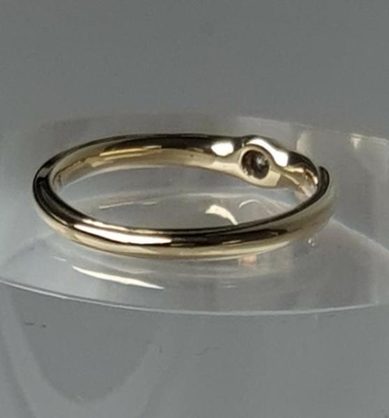 Brillantsolitär mit 0.03 ct aus 585er Gold, Größe 50 Gewicht: 2,2g