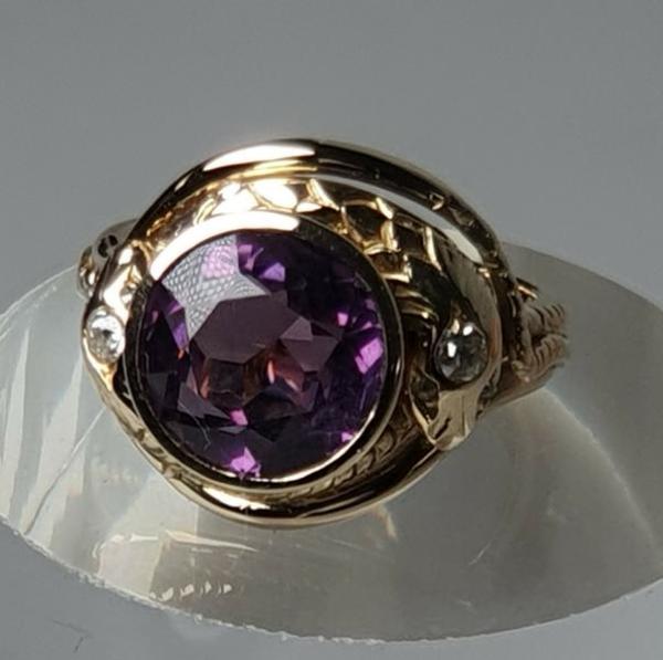 Antikschmuck Prachtring Amethyst/Diamantring -Schlangenring-, 585er Gold, Größe 62, Gewicht: 14,7g