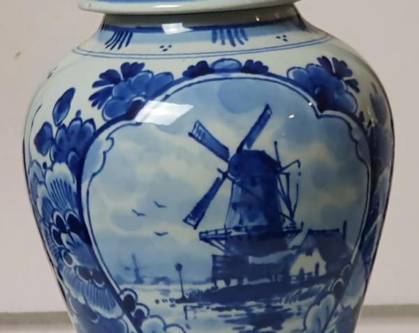 Vintage Delft Porzellan Deckelvase "Delfter Fayence" von 1967 mit Zertifikat