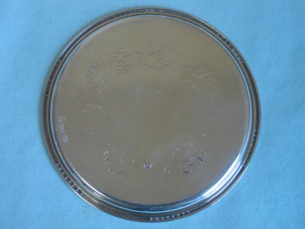 Georg Jensen Untersetzer aus 925er Sterlingsilber mit Verzierung, ca. 40,2 Gramm Gewicht: ca. 40,2g