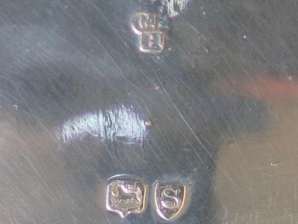 Zuckerdöschen aus 925er Sterlingsilber und Glas Gesamtgewicht: ca. 141,8 Gramm