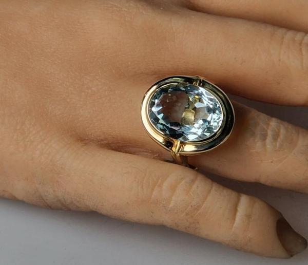 Aquamarin Ring aus 585er Gelbgold 9.0 ct., Größe 58, Gewicht: 10,1g