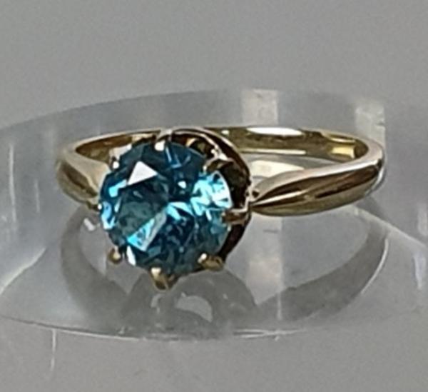 Swiss Blue Topas Ring mit 2.0 Karat, 585er Gold, Größe 54, Gewicht: 3,5g