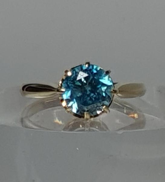 "Mystic Topas" Ring mit 2.0 Karat, 375er Gold, Größe 53, Gewicht: 2,5g