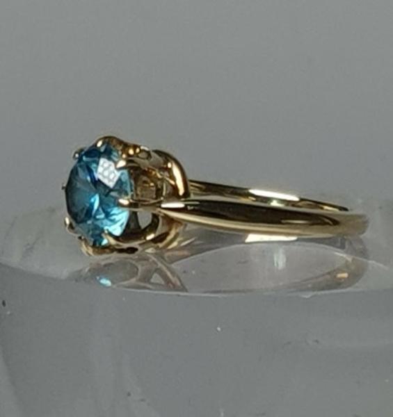 "Mystic Topas" Ring mit 2.0 Karat, 375er Gold, Größe 53, Gewicht: 2,5g