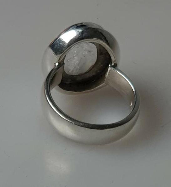 Ring aus 925er Sterlingsilber mit Schmuckstein, Größe 53, Gewicht: 8,6g