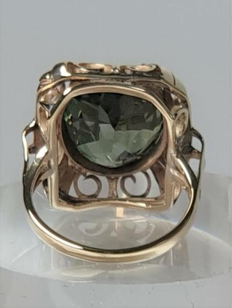 Antikschmuck Ring mit grünem Spinell aus 333er Gold, Größe 53, Gewicht: 6,4g