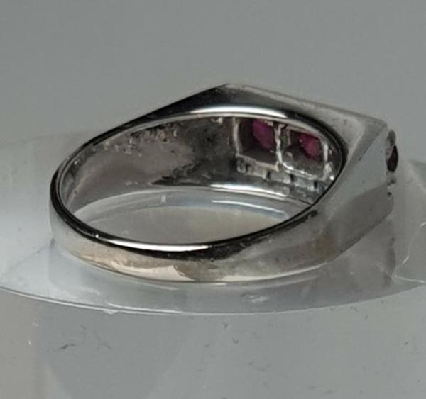 Rubin- Diamantring aus 585er Weißgold, Größe 57, Gewicht: 5,7g