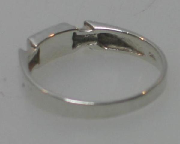 Ring aus 925er Sterlingsilber mit Schmuckstein, Größe 54 Gewicht: 1,5g