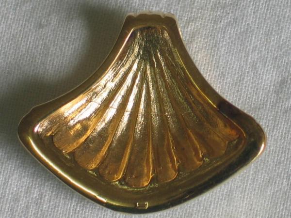 Anhänger "Muschel" mit Zirkonia, vergoldet, Gewicht: 7,3 Gramm
