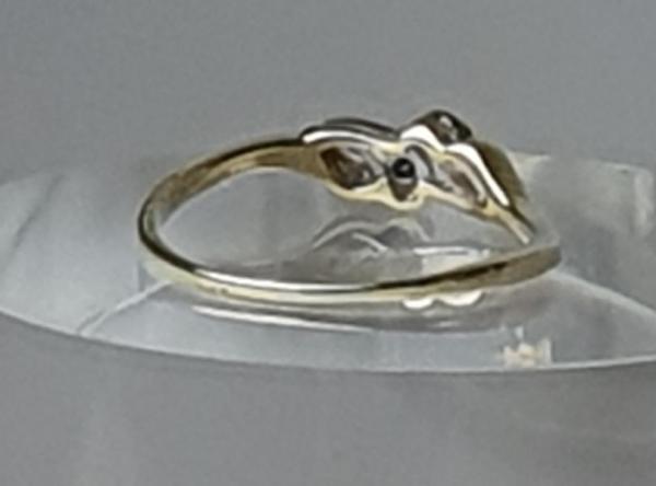 Diamantring aus 585er Gelbgold mit mit zwei Diamanten, Größe 50, Gewicht: 1,3g