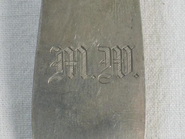 Esslöffel aus 800er Silber mit Gravur Gewicht: ca. 29,9 Gramm