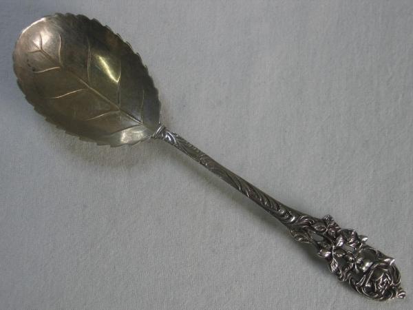 Konfitürenlöffel mit detailreicher Verzierung, 800er Silber, Gewicht: 20,9g