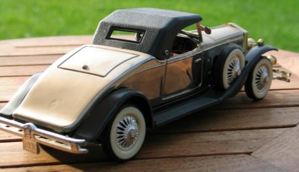 Duesenberg SJ Roadster 1936, chrom, ca. 25,0 x 9,0 cm, Batteriebetrieb