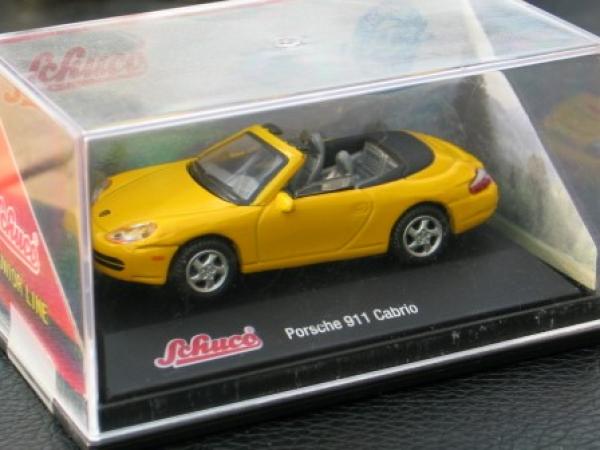 Schuco Porsche 911Cabrio (996), gelb, 1:24 in OVP