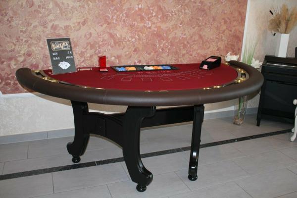 Original Blackjack Casinotisch aus einem europäischen Spielcasino, restauriert