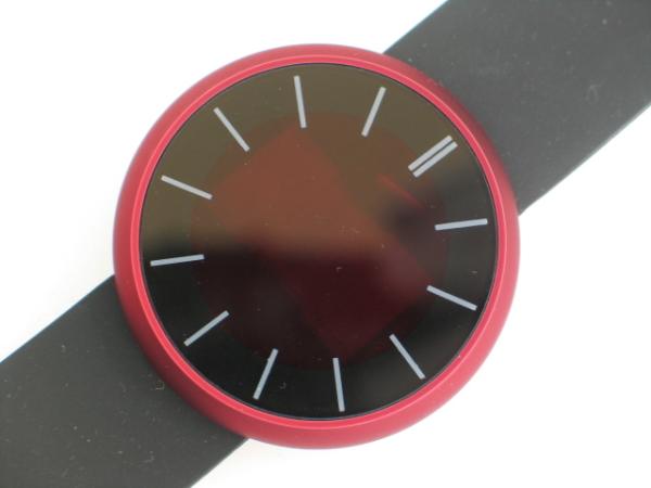 TimeTech Unisexuhr mit Silikonarmband, rote Umrandung
