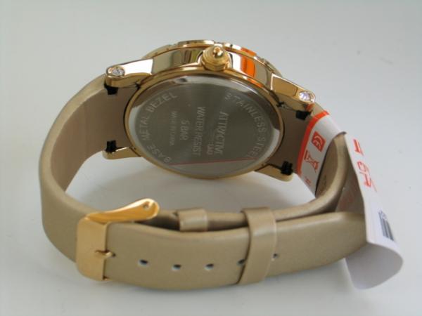 Attractive Damenuhr mit Kunstlederband, gelbgoldene Lünette mit Schmucksteinbesatz