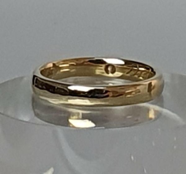 Bandring mit Diamanten aus 750er Gold, Größe: 58, Gewicht: 5,1g